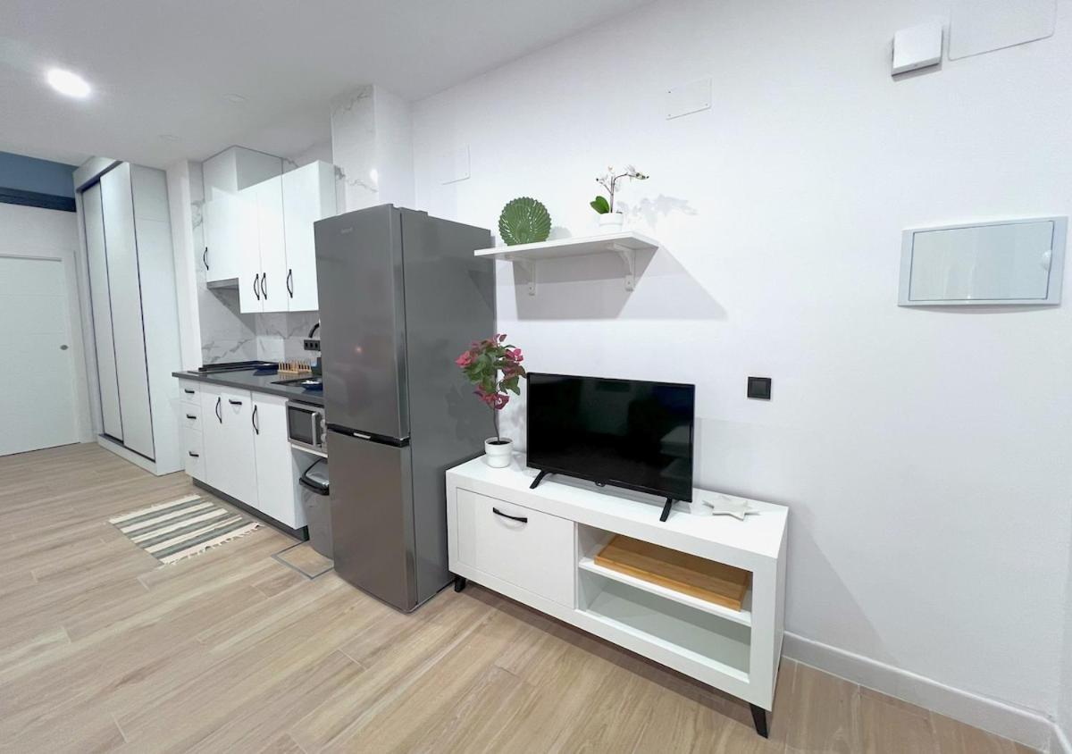 Evans Realty Bn Moderno & Lujoso Estudio